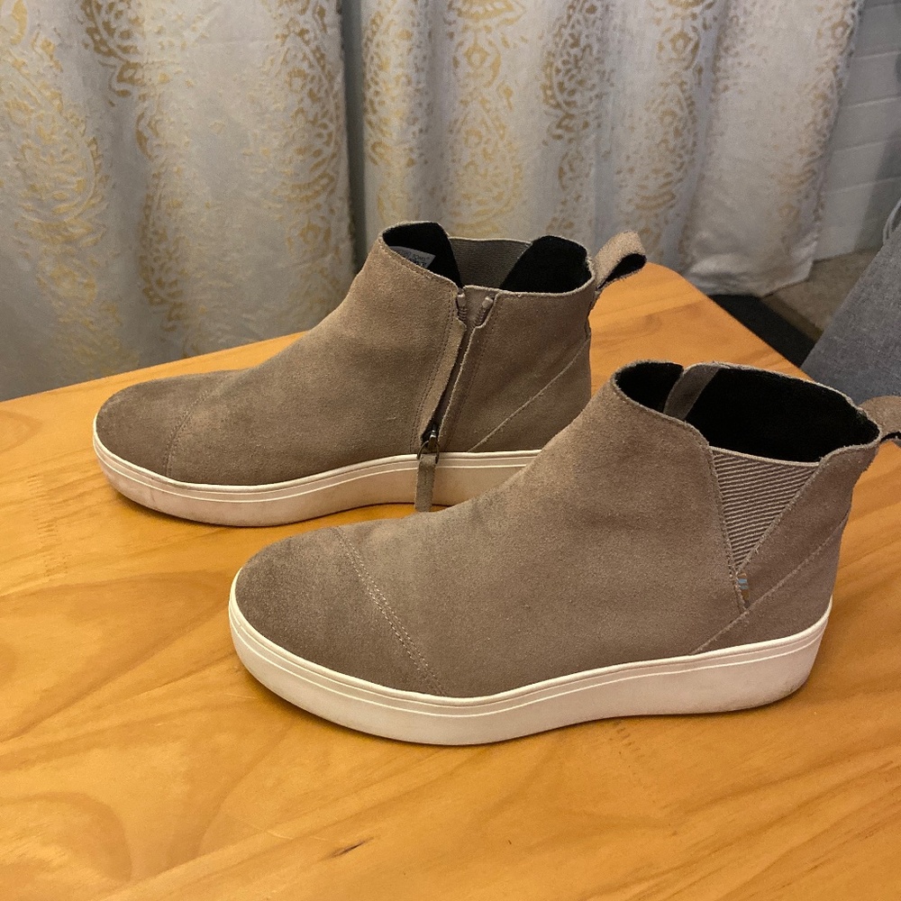 Toms suede sneaker booties